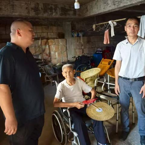 八一慰问暖人心 致敬老兵显真情