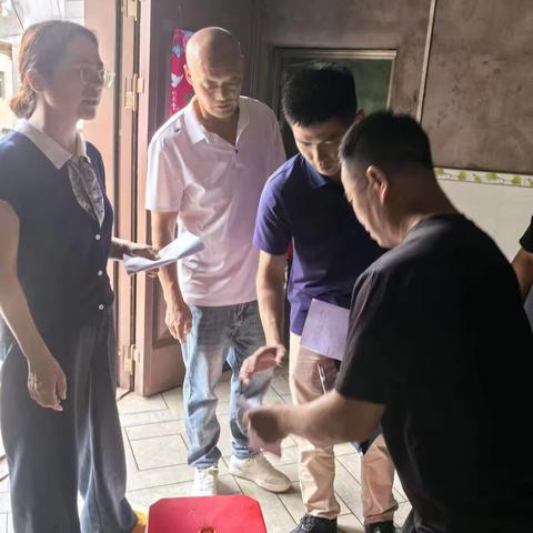 七一暖人心 慰问传温情
