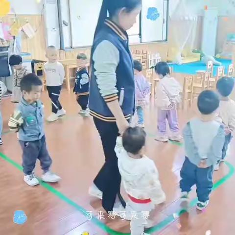 与爱相遇，相约👧🏻👦🏻美好——小二班 十月幼儿园生活回顾