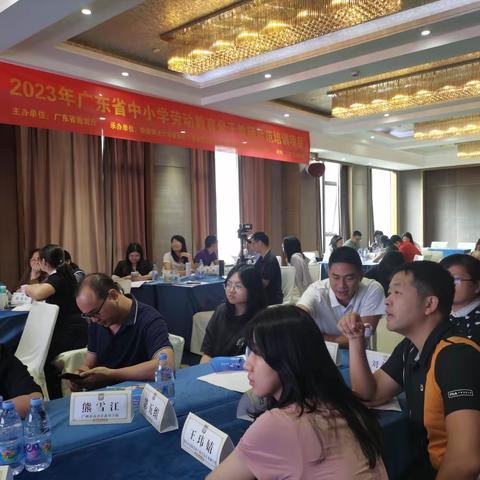 探索劳动课程实践路径 打造劳动育人时代底色