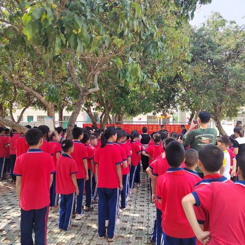 经典育童心，花开新时代——浦北县石埇镇文昌小学举行庆“六一”系列活动