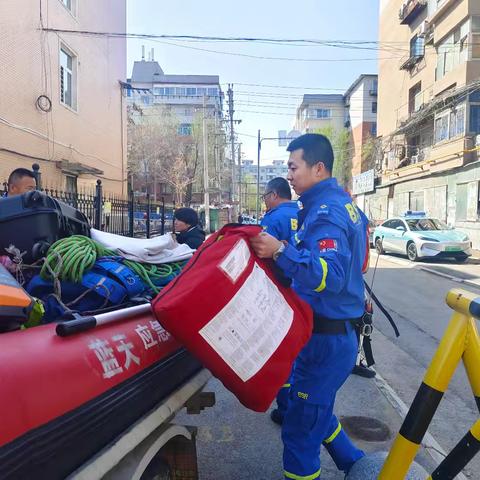 应急救援知识走进校园 ——走进校园，守护成长 抚顺县应急蓝天救援队大官小学应急知识宣讲活动纪实