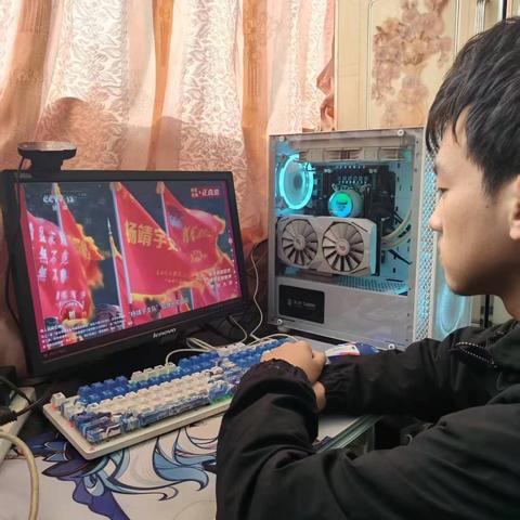 追寻英雄足迹 传承抗联精神——辉南县第六中学组织收看全省思政大课