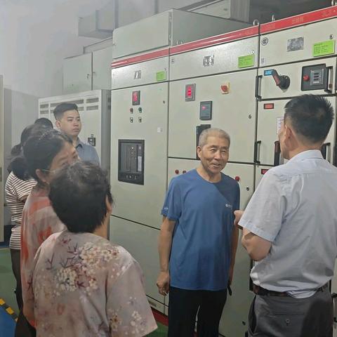 “设备房开放日” 透明化服务，让专业运维看得见 白桦林间物业服务中心