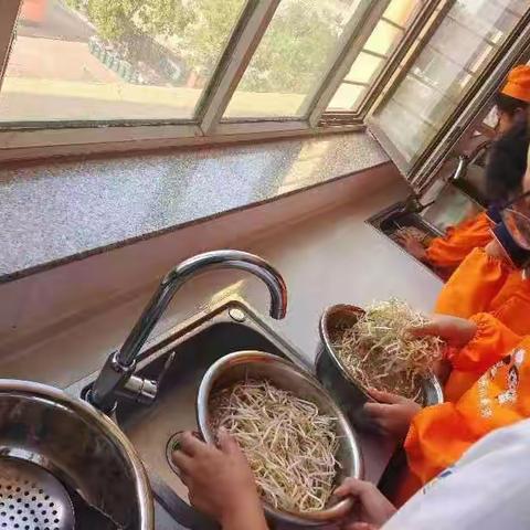 临河区第三小学 （六）二班 郝建博