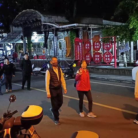南投台胞参访团夜逛山城磐安！