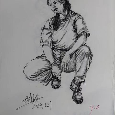 美术2301班第一次月考速写成绩