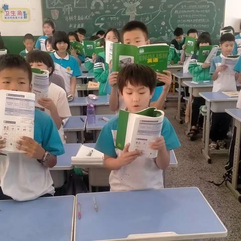 【肥乡区东漳堡中心校北口小学常晓伟】课前五分钟，激情诵读