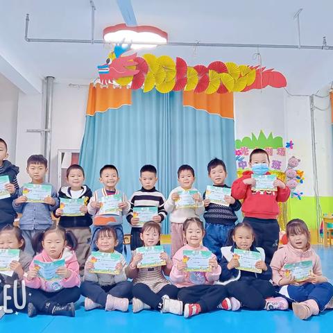 ＂指尖上的舞蹈＂阳光幼儿园中一班手指谣展示活动