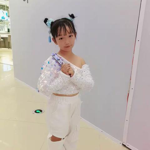 【童心向党】阜新市太平区实验小学“未来的小艺术家”——李佳祎个人绘画作品展（第二十九期）