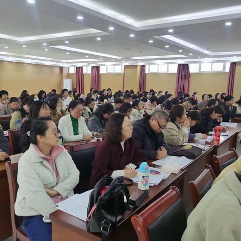 最美人间四月天的遇见 ——中牟县2024年春季小学班主任培训第三期二班培训纪实