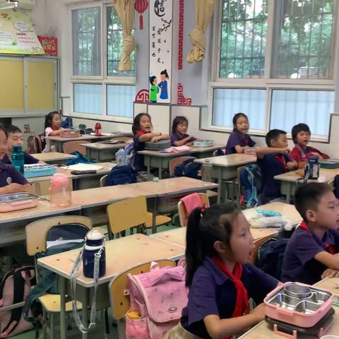 枣园小学三年级二班一周掠影