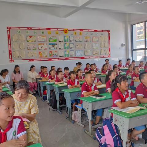 展课堂风采，促新秀成长——英山县实验小学莲花校区新进教师视导课