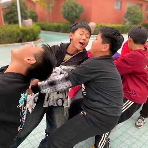 凝绳聚力·拔出精彩｜通许博达外国语学校（邸阁校区）拔河比赛纪实