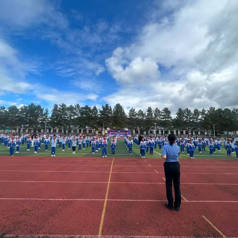 法制护航筑根基 爱心捐助暖校园 ——扎兰屯市检察院党组书记、检察长孟和深入扎兰屯市库堤河小学开展包联检查、法治教育讲座、爱心捐助活动