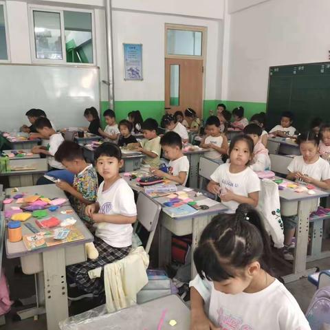 北票市第一小学一年级四班