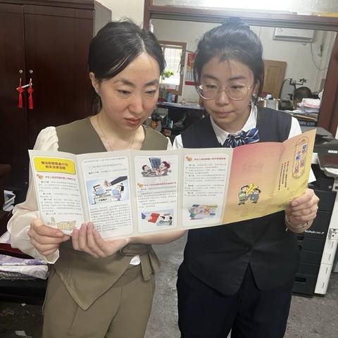 营口银行鞍山铁西支行开展反假货币宣传及零钱包推广业务