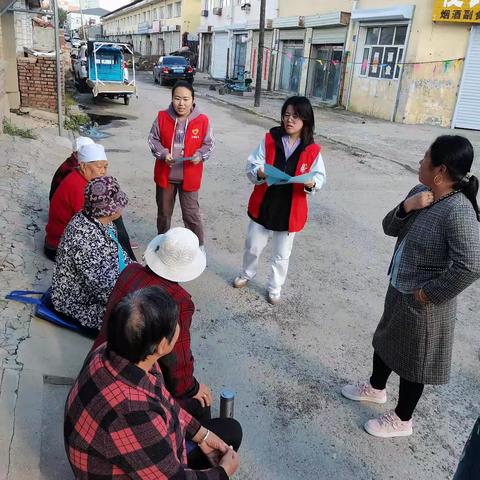 张库南街办事处民乐街社区开展 ﻿“医保宣传“零”距离，惠民政策入人心”城乡居民医保缴费宣传活动