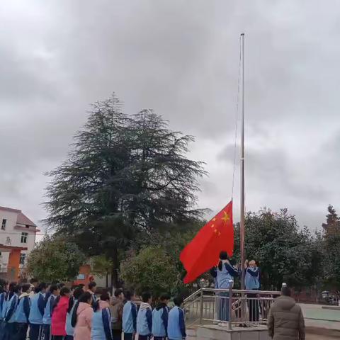 学习雷锋精神 让文明之花绽放——莲花县南陂中小学“学雷锋•文明实践我行动”启动仪式