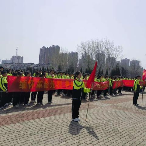 “继承先烈遗志，争做励志师生”——灵璧五中清明节祭扫烈士墓活动