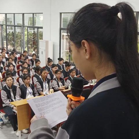 海口华健幼师职业学校——“第四周早会”