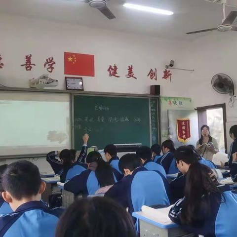 名师助力引航向 教学共研促提质                  ——醴籍名师文应龙校长赴南门中学指导课堂教学暨教师培训活动