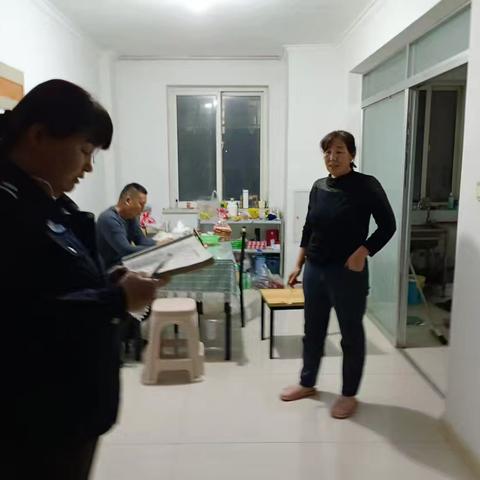 蓝格格巧解千千结之网格员贾志荣手记