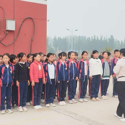 “阳光体育，快乐成长”——辽宁省鞍山市二十六中学韦云云体育公开课纪实