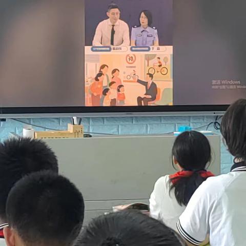 鞍山市第26中学八年11班铁东云普法节目观看纪实