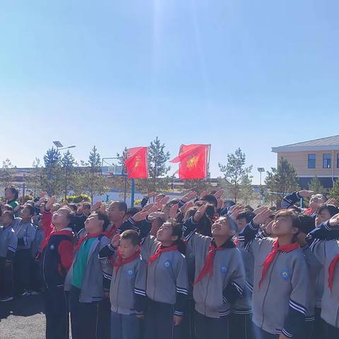 解庄小学“争做新时代好队员”庆祝少先队成立75周年活动