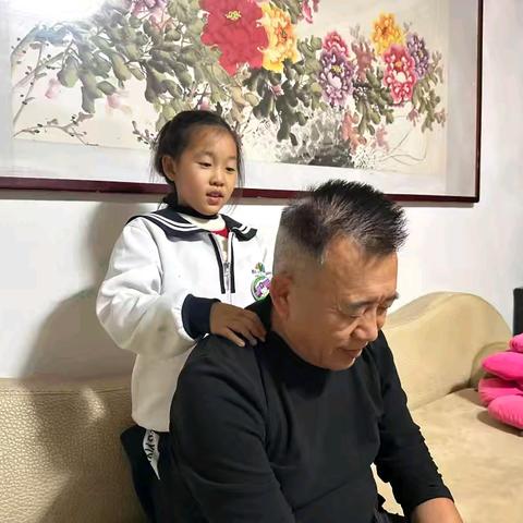 扬重阳敬老之风 育学子感恩之心——博兴县第一小学西校区2023级11班重阳节活动纪实