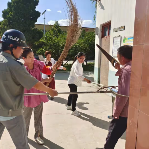 庞庄学校反恐防暴应急演练活动