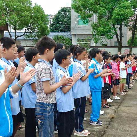 【铸牢中华民族共同体意识】余干县邓墩学校开展“中华民族一家亲，同心共筑中国梦”主题活动