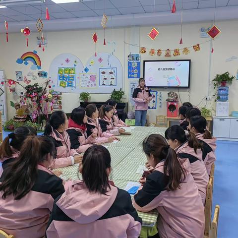 以党建为引领 培养“”四有”教师  金睿思幼儿园党建学习