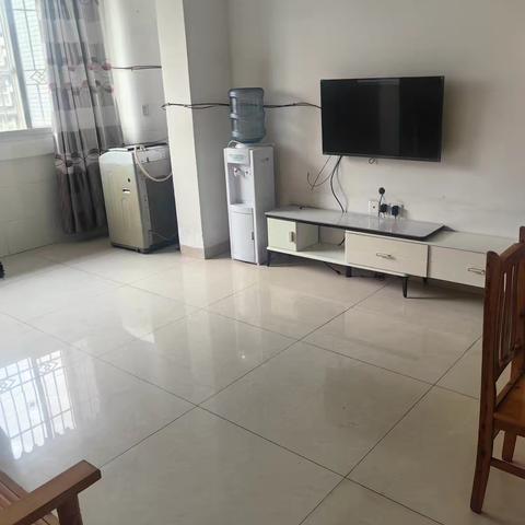 出租春熙广场旁 锦绣华府套二 3楼 家具家电齐全1.28万一年V63540