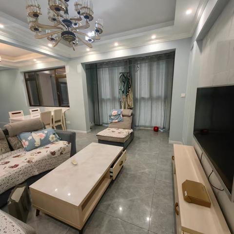 短租可谈，可以季度付 出租万达附近 世纪风景3/2/1电梯12楼 年租半年付1.38万一年V63540（保洁已经把卫生打扫干净了）