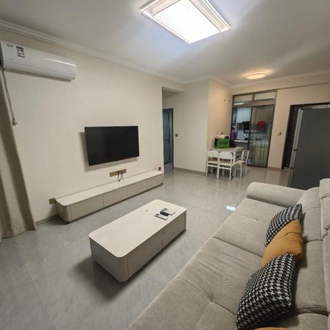 出租云溪上套三双卫电梯房洋房  3/2/2  1.72万一年，价格面议，必须年付V63540