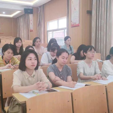 惠安县实验小学语文骨干工作坊教师参加省级课题开题论证会