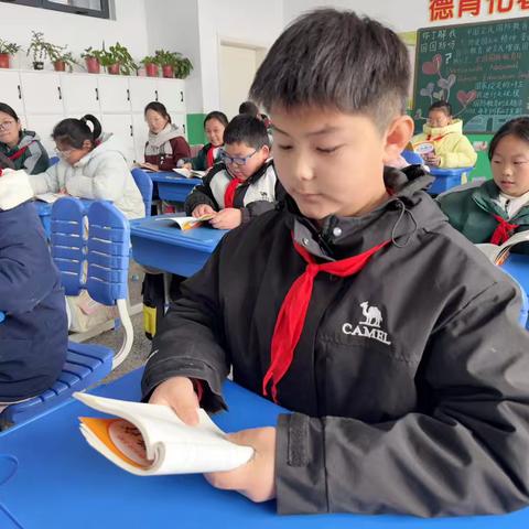 以思辨探原著   以共情悟成长 ‍——《童年》主题辩论赛活动纪实