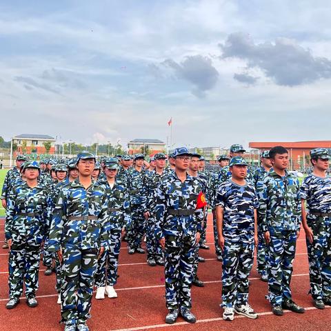 且抒凌云志，不负少年时 12连