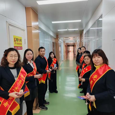 法安天下 德润人心—明德小学党总支部宣传宪法知识主题党日活动