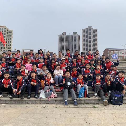 不忘初心促成长，课后服务美课堂—1912班课后服务纪实