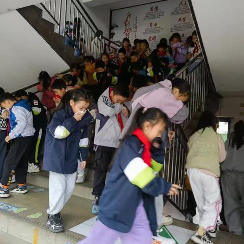 全民消防，生命至上 ——木兰小学消防演练
