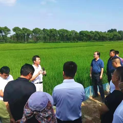 榆阳“头雁”走进气象局——联农带农助力乡村振兴