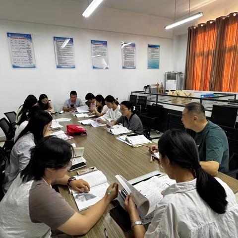 语文养其慧，教研润初心 —八年级语文组教研活动纪实