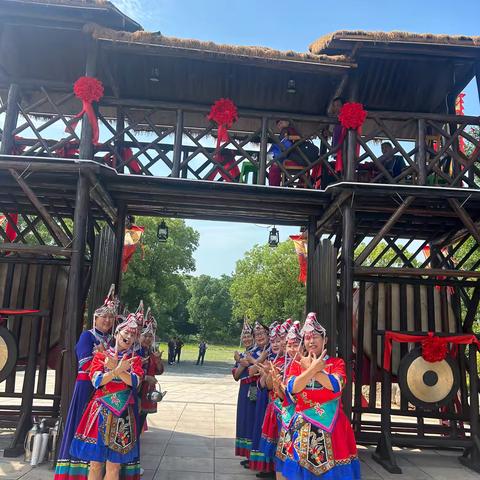 诚聘大堂经理一名