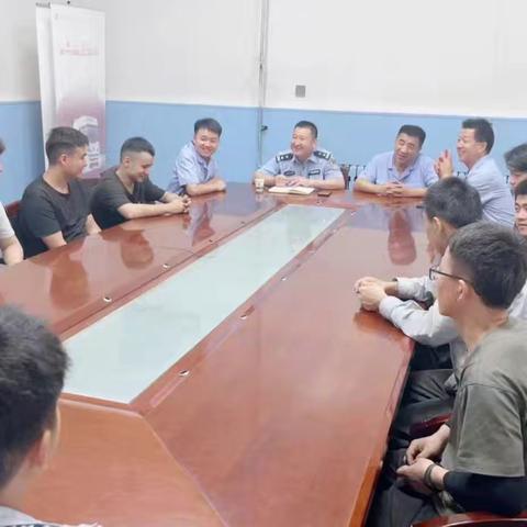 警企共建·确保安全