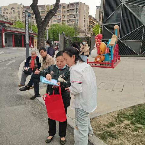 "分'投'行动，绿动未来"乐二社区开展垃圾分类宣传活动