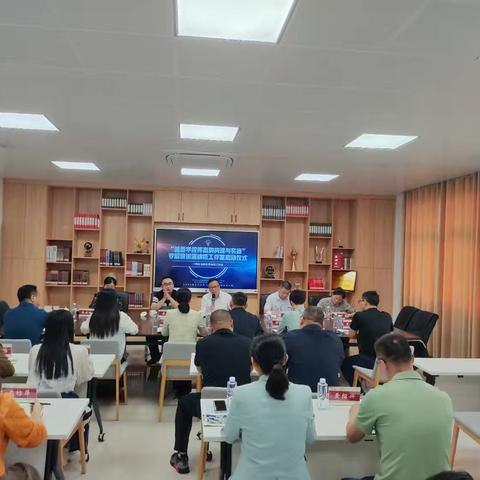 儿童在完整与真实的世界创造中长大——三明市名校长曾扬明工作室举办“新质学校样态的构建与实施”专题研训活动暨工作室启动仪式