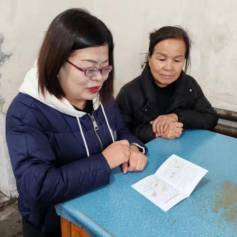 71团建设路社区卫生服务中心开展“脊髓灰质炎疫苗查漏补种”宣传活动